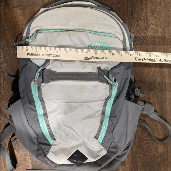 The North Face Women's Surge Laptop Backpack Light Gray Teal - Picture 7 of 10